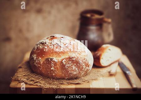 pain frais fait maison, style rustique, pain sain, produit agricole, pain de son de grain entier Banque D'Images
