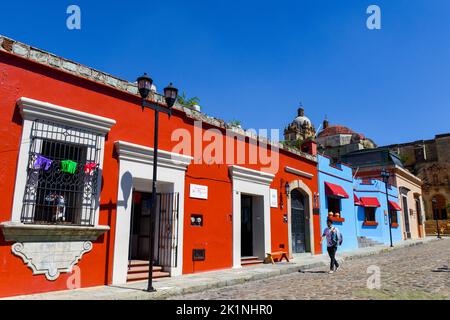 Calle 5 de Mayo dans le centre-ville historique d'Oaxaca, Oaxaca Mexique Banque D'Images