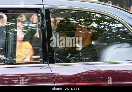 Londres, Royaume-Uni. 19th septembre 2022. Meghan, duchesse de Sussex, a fait descendre le Mall après les funérailles de la Reine Elizabeth II. Crédit : Michael Tubi/Alay Live News Banque D'Images