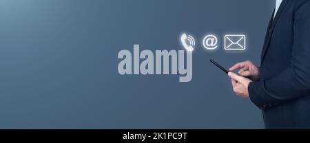 Contactez-nous assistance technique concept de la ligne directe. Contactez-nous assistance clientèle assistance téléphonique personnes application téléphone Connect. Bannière fond bleu Banque D'Images