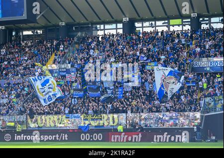 Udine, Italie. 18th septembre 2022. Inter supporters pendant Udinese Calcio vs Inter - FC Internazionale, italie football série A match à Udine, Italie, 18 septembre 2022 crédit: Agence de photo indépendante/Alamy Live News Banque D'Images