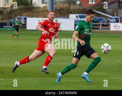 Shamrock Park, Portatown, comté d'Armagh, Irlande du Nord, Royaume-Uni. 26 août 2022. Danske Bank Premiership – Portatown / Glentoran. Footballeur de la Ligue irlandaise, joueur de Glentoran Jay Donnelly (9) en action pendant le match de la Danske Bank Irish League. Banque D'Images