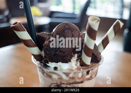 Délicieuse boisson au chocolat et à la frappe, photo de stock Banque D'Images