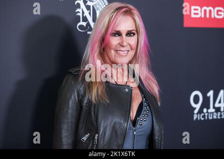 Hollywood, États-Unis. 20th septembre 2022. HOLLYWOOD, LOS ANGELES, CALIFORNIE, États-Unis - SEPTEMBRE 20 : le guitariste, chanteur et compositeur américain d'origine anglaise Lita Ford arrive à la première de Los Angeles de 9,14 photos 'DIO: Dreamers Never Die', tenue au complexe de théâtres chinois TCL 6 sur 20 septembre 2022 à Hollywood, Los Angeles, Californie, États-Unis. Le film documentaire explore la vie, la carrière et l'impact de Ronnie James Dio, le grand avant-joueur de métal lourd bien-aimé. (Photo de Xavier Collin/image Press Agency) Credit: Image Press Agency/Alay Live News Banque D'Images