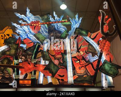 Des flotteurs colorés au festival Aomori Nebuta Banque D'Images
