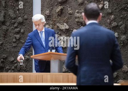 La Haye, pays-Bas. 21st septembre 2022. LA HAYE - pays-Bas, 2022-09-21 10:35:18 LA HAYE - Geert Wilders (PVV) au cours de la première journée des réflexions politiques générales, le débat après le discours du Trône, le jour du budget. Au cours du débat, les principaux points du budget de millions de dollars et du budget national ont été examinés. Credit: ANP/Alamy Live News Banque D'Images