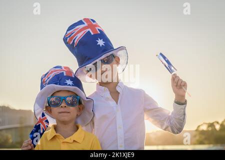 Deux heureux garçons australiens célébrant l'Australia Day à Adélaïde Banque D'Images