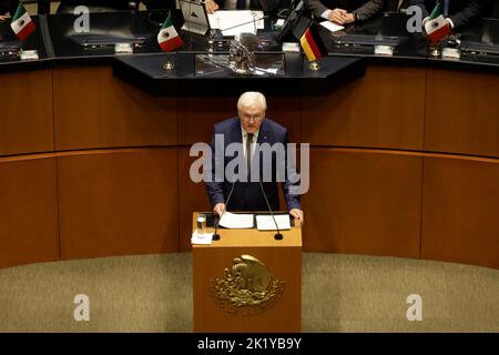 Mexico, Mexique. 20th septembre 2022. 20 septembre 2022, Mexico, Mexique: Le Président de la République fédérale d'Allemagne, Frank - Walter Steinmeier lors de son discours au Sénat du Mexique dans le cadre de sa visite de travail à Mexico. Sur 20 septembre 2022 à Mexico, Mexique. (Photo de Luis Barron/Eyepix Group/Sipa USA) crédit: SIPA USA/Alay Live News Banque D'Images