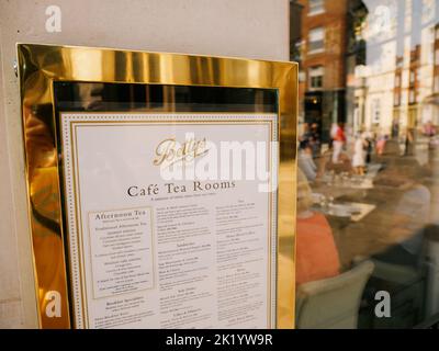 Bettys café Tea Rooms, York, North Yorkshire, Angleterre, Royaume-Uni Banque D'Images