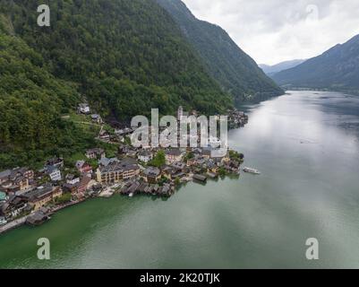 Municipalité de Hallstatt dans l'État autrichien de la haute-Autriche , située dans le district de Gmunden. Destination touristique de loisirs. Ancien Banque D'Images