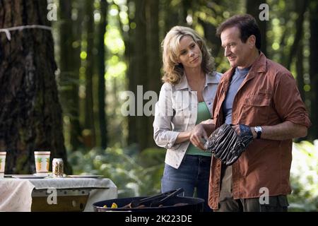 CHERYL HINES, ROBIN WILLIAMS, RV : RUNAWAY VACATION, 2006 Banque D'Images