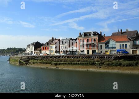 Vue sur la rivière somme et le Quai Blavet depuis le Quai digne Nord, Saint Valery sur somme, somme, Picardie, hauts de France, France Banque D'Images