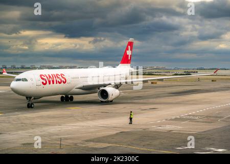 Swiss, Airbus A330-300, John Fitzgerald Kennedy International Airport, New York, États-Unis Banque D'Images
