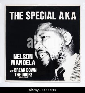 Couverture photo de la version simple de 12 pouces de Nelson Mandela par l'AKA spécial, qui a été publié en 1984. Banque D'Images