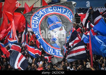 Paris, France, France. 21st septembre 2022. Supporters du PSG lors du match de l'UEFA Women's Champions League entre Paris Saint-Germain et BK Hacken au stade Jean Bouin sur 21 septembre 2022 à Paris, France. (Image de crédit : © Matthieu Mirville/ZUMA Press Wire) Banque D'Images