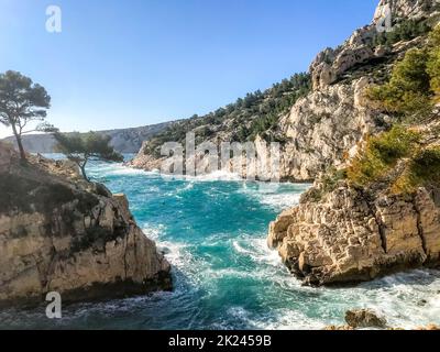 Paysages marins et montagnes de Calanques, ruisseaux de marseille, France Banque D'Images
