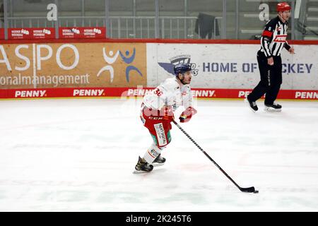 Joonas Järvinen (Düsseldorfer EG) im Spiel der DEL, 39. Sptg.: SERC Wild Wings vs Düsseldorfer EG (DEG) Banque D'Images