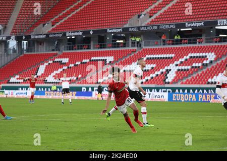 Kevin Schade (SC Freiburg) dreht jubelnd ab nach seinem tor zum 2:0 im Spiel der 1. FBL: 21-22: 20. Sptg. SC Freiburg contre VfB Stuttgart DFL REGULATI Banque D'Images