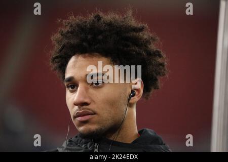 Kevin Schade (SC Freiburg) beim Interview nach dem Spiel der 1. FBL: 21-22: 20. Sptg. SC Freiburg vs VfB Stuttgart les RÉGLEMENTATIONS DFL INTERDISENT TOUTE UTILISATION Banque D'Images