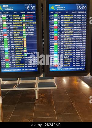 Cran Canaria, Meloneras, Espagne- 17. 2019 novembre : embarquement à l'aéroport de Gran Canaria. Modèle d'aéroport de tableau de bord réaliste. Aéroport noir bo Banque D'Images