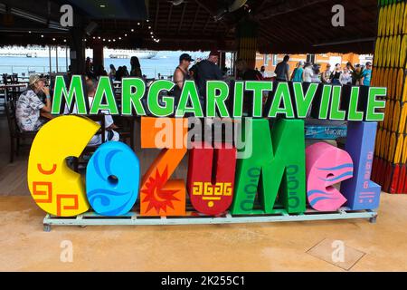 Cozumel, Mexique - 04 mai 2022: Le café au port de Cozumel lors d'une des croisières dans les Caraïbes occidentales à Cozumel, Mexique Banque D'Images