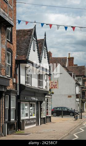 Tewkesbury, Royaume-Uni, mai 2022 - bâtiments anciens dans la ville marchande de Tewkesbury à Gloucestershire, Angleterre, Royaume-Uni Banque D'Images