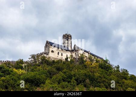 Vue panoramique sur le château de Bezdez Banque D'Images