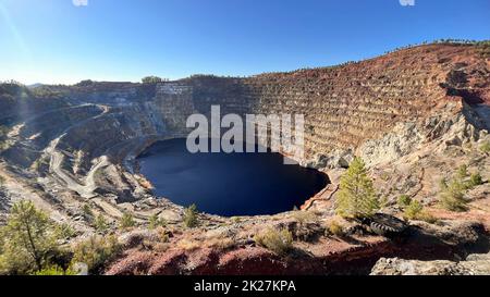 Zone minière appelée Corta Atalaya dans les mines de Riotinto Banque D'Images