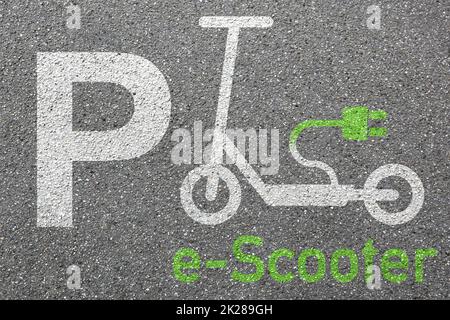 Panneau du parking scooter électrique route e-scooter écologique vert mobilité transport urbain Banque D'Images