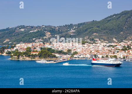 Skiathos île Grèce vue d'ensemble ville Méditerranée Mer Egéé vacances voyage Banque D'Images