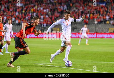 Bruxelles, Belgique. 14th mars 2021. Bruxelles, Belgique, 22 septembre 2022: Jan Vertonghen, de Belgique, en photo, défendant sur Brennan Johnson, du pays de Galles, lors de la cinquième Ligue des Nations de l'UEFA, Un match du groupe 4 entre la Belgique, les Devils rouges, et le pays de Galles, au stade du Roi Baudouin à Bruxelles, Belgique. (David Catry/SPP) crédit: SPP Sport presse photo. /Alamy Live News Banque D'Images