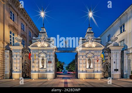 Warszawa Uniwersytet Warszawski - Université de Varsovie - étudier en Pologne Banque D'Images