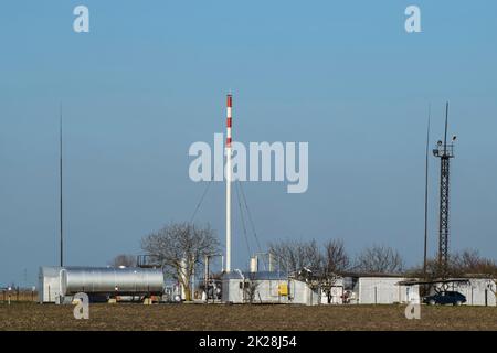 Station de séparation pour le traitement du pétrole et du gaz. Équipement de pétrole et de gaz. Banque D'Images