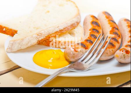 Wurstel traditionnel saucisses allemandes Banque D'Images