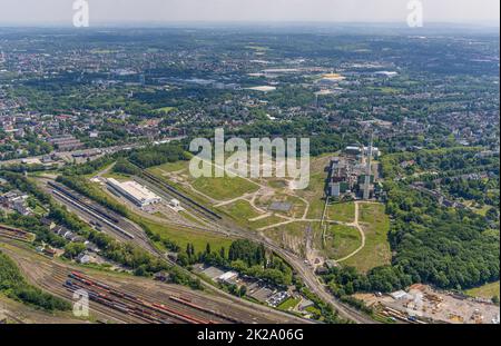 Luftbild, Freifläche und Baustelle, ehemaliges Bergwerkgelände General Blumenthal, ehemaliges Uniper-Kraftwerk Shamrock, Niederlassung Stadler Schiene Stock Photo