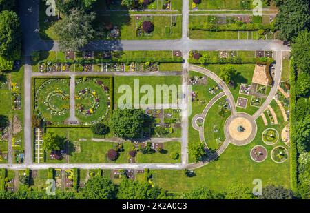 Vue aérienne, cimetière Wanne Sud avec formes et couleurs, Hordel, Bochum, région de la Ruhr, Rhénanie-du-Nord-Westphalie, Allemagne Banque D'Images