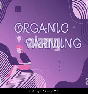 Légende conceptuelle Agriculture biologique, entreprise présente le système agricole qui utilisent écologiquement basé lutte antiparasitaire femme assis avec ordinateur portable activement Banque D'Images