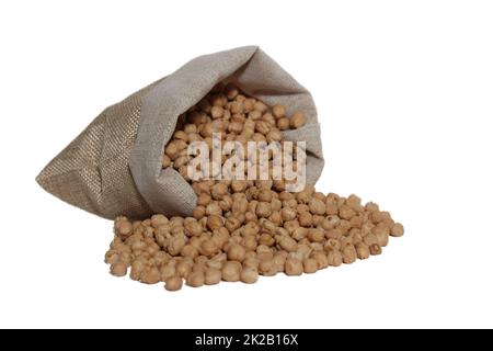 Pois chiches ou haricots Garbanzo en sac de toile isolé sur blanc Banque D'Images