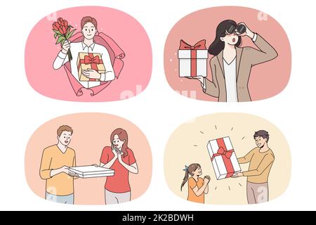 Ensemble de personnes souriantes saluant avec des cadeaux Banque D'Images