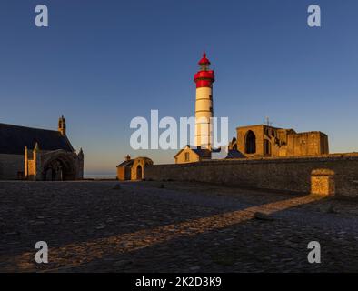 Phare de Saint-Mathieu, Pointe Saint-Mathieu à Plougonvelin, Finistère, France Banque D'Images