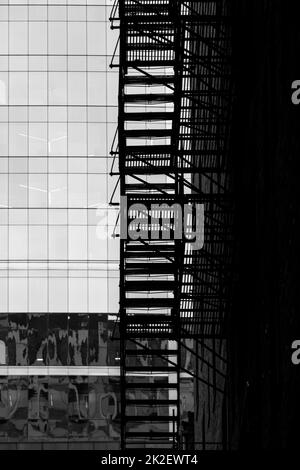 architecture noir et blanc dans la ville Banque D'Images