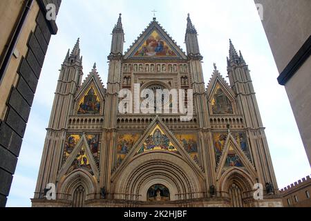 La majestueuse cathédrale d'Orvieto (Duomo di Orvieto) en Ombrie Banque D'Images