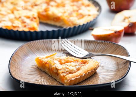 durée de vie du gâteau aux fruits aux amandes Banque D'Images