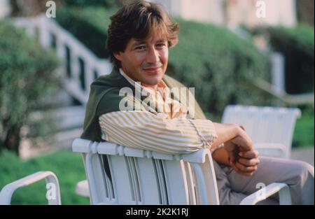 Patrick Sabatier, animateur et producteur de télévision français. Portrait réalisé lors du Festival du film américain de Deauville en septembre 1987. Banque D'Images