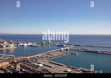 Terminaux du port de cargaison de Barcelone Transports et installations aux quais. Banque D'Images