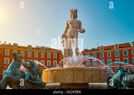 Fontaine du Soleil à la place Massena. Nice, France. Banque D'Images
