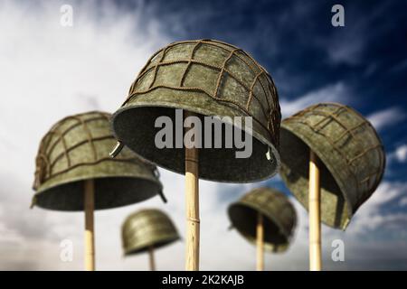 Casques de la Seconde Guerre mondiale contre le ciel bleu. 3D illustration Banque D'Images