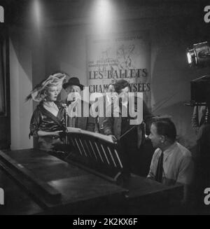 Valse brilante Directeur: Jean Boyer France, 1949 Martha Eggert, Jean Boyer photo de tournage Banque D'Images