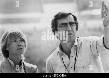 Année manquante : 1982 Etats-Unis Directeur : Costa-Gavras Sissy Spacek, Costa-Gavras photo Golden Palm Cannes 1982 Banque D'Images