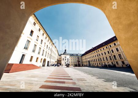 Entrée à la deuxième cour du château de Prague. Prague, quartier de Hradcany, République Tchèque Banque D'Images